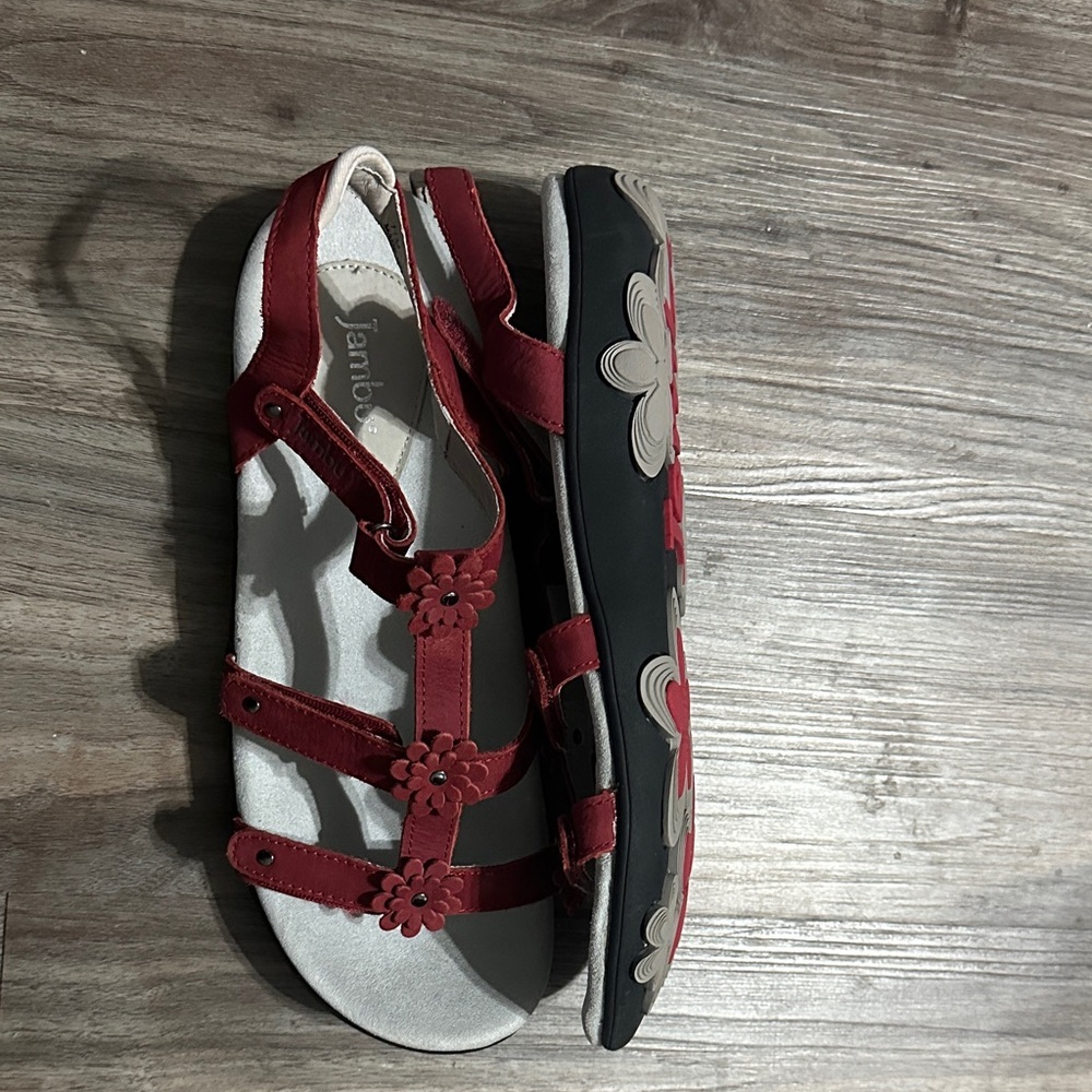 Jambu Women's Red Floral Sandals - Picture 8 of 10